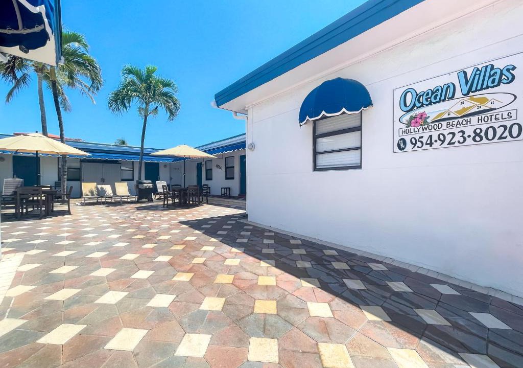 Hollywood Hotel | Ocean Villas
