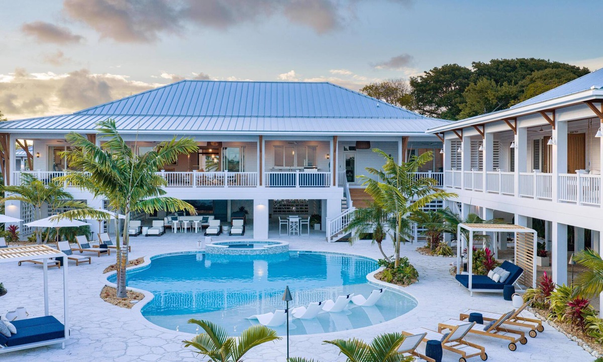 Tavernier House | Oceanfront Charm Meets Bespoke Luxury- Brand New 9 Bedroom Estate & Sleeps 18