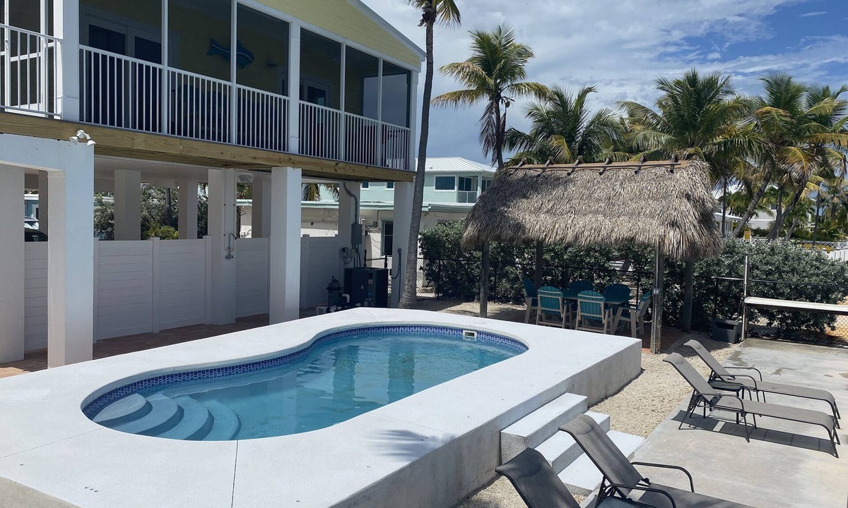 Little Venice House | Oceanfront, Pool, Tiki, Amazing Views, Near Vaca, Great Dockage, Kayaks, Bikes