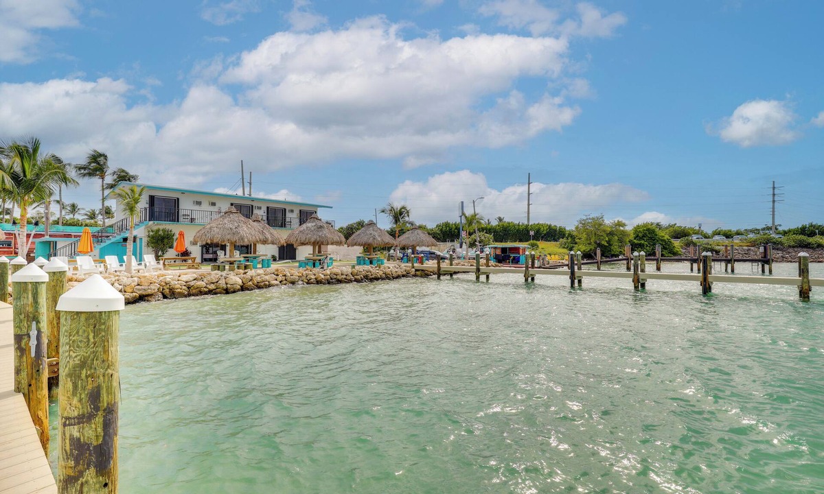 Florida Keys Apartment | Oceanfront Resort Studio w/Pool on Long Key!