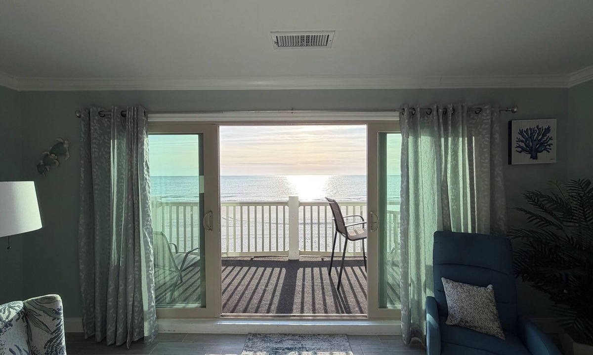 Surfside Beach House | Oceanfront with breathtaking views. Big dog friendly!
