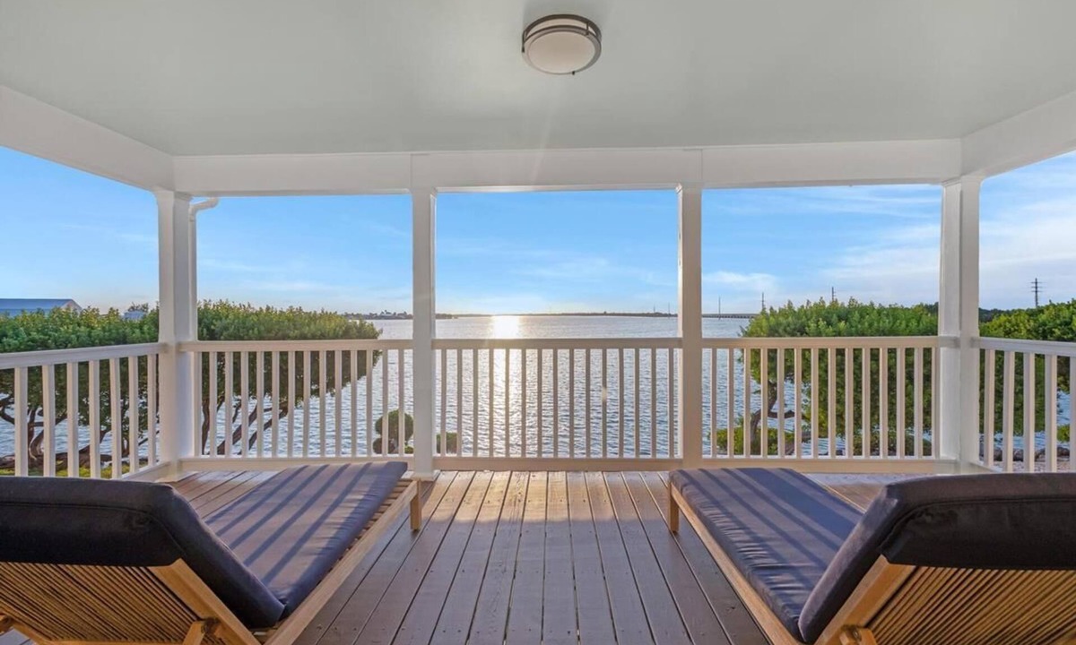 Marathon House | Oceanview 3BR/3BA Cottage 5009: Village at Hawks Cay Villas