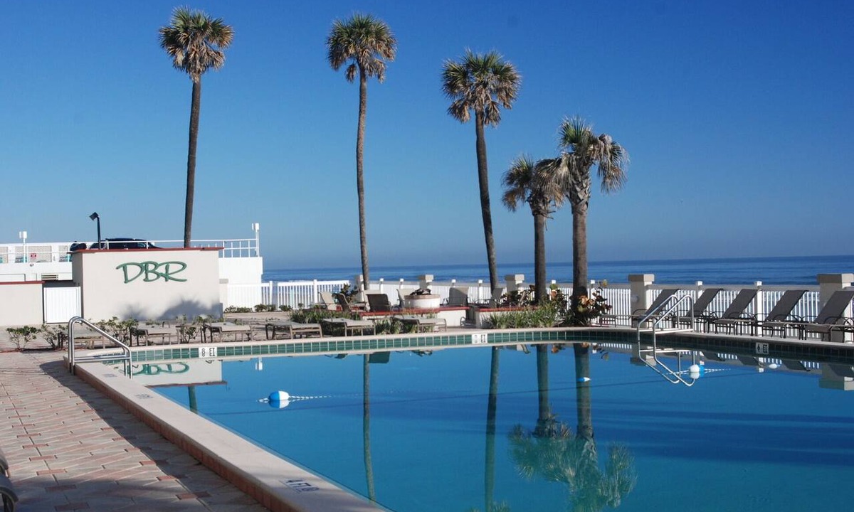 Ortona Park Condo | Oceanview | Private Balcony | 11th Floor | Sleeps 4