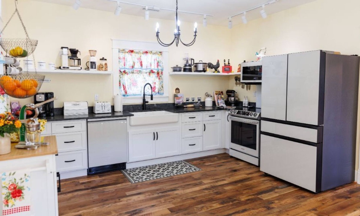 Rockbridge Baths Bed & Breakfast | Old Brownsburg Store B&B