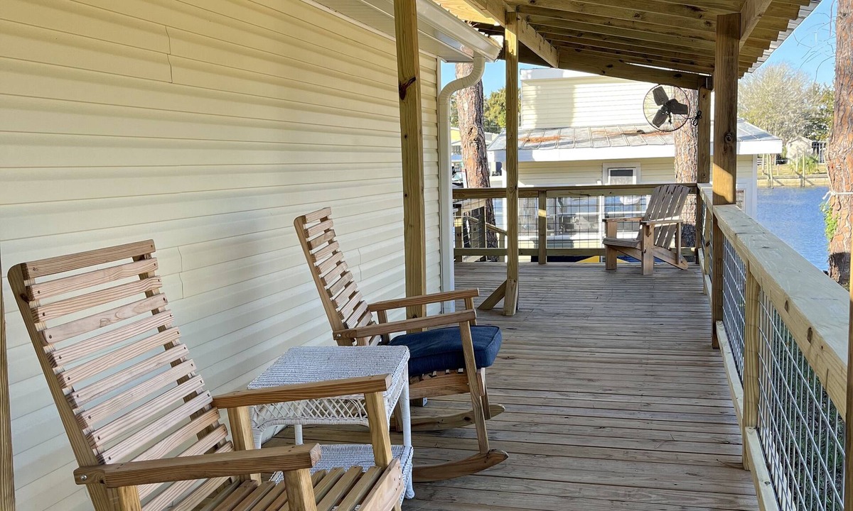 Suwannee House | Old Florida Waterfront Getaway - Large Porch, Big Dock, & Pet Friendly