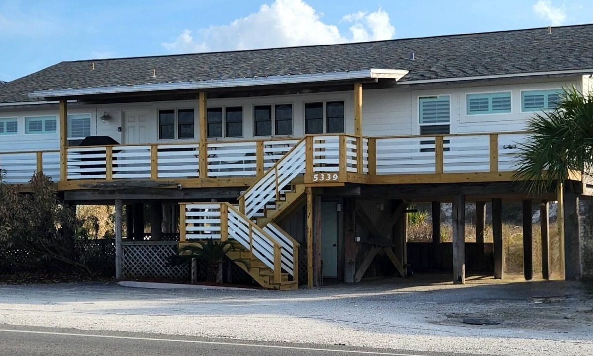 Dune Allen Beach House | One Lot From Beach, Gulf View, Private Beach Boardwalk, Dune Allen Beach