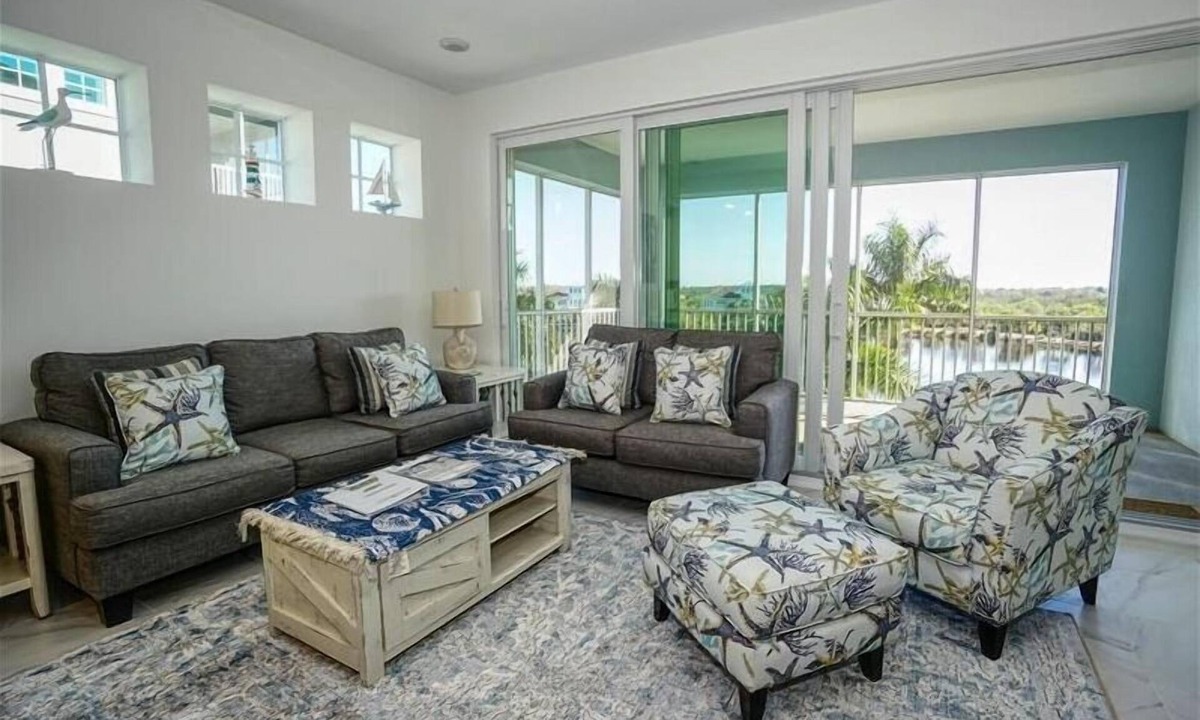 Whitney Beach Condo | One Particular Harbour 387-302~ Beaches 5 minutes
