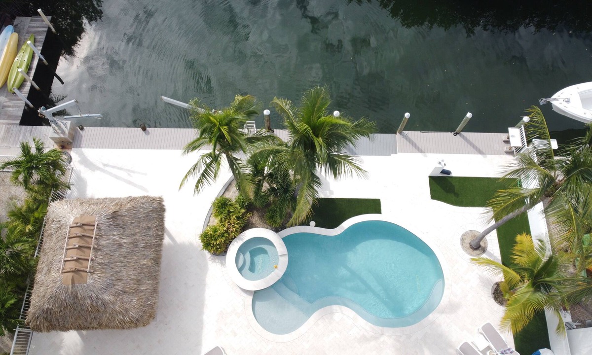 Marathon House | Open Water views, 100' dock Private Pool Ice machine DIRECT ACCESS open water