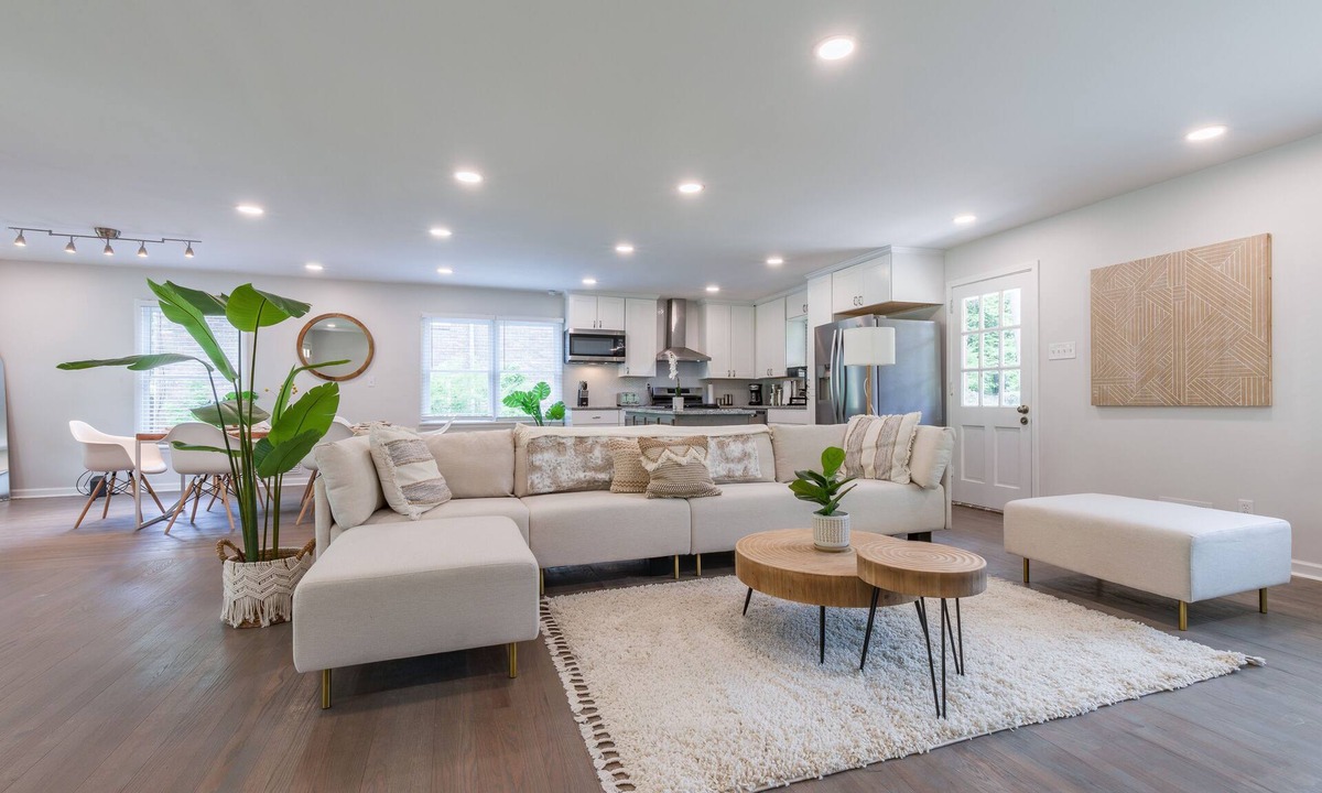 Southwestern House | Opuluxe Boho Paradise Home: Unit #1 w/Private Entrance