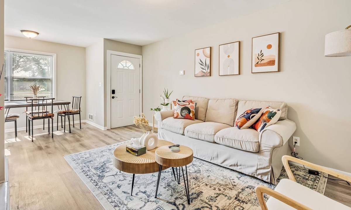 Candler-McAfee House | Opuluxe Chic Decaturscape Rental