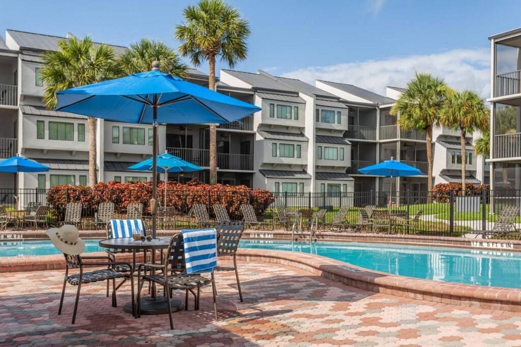 West Kissimmee Apartment | Orbit One Vacation Villas 2BR Suite, SATURDAY Check-In