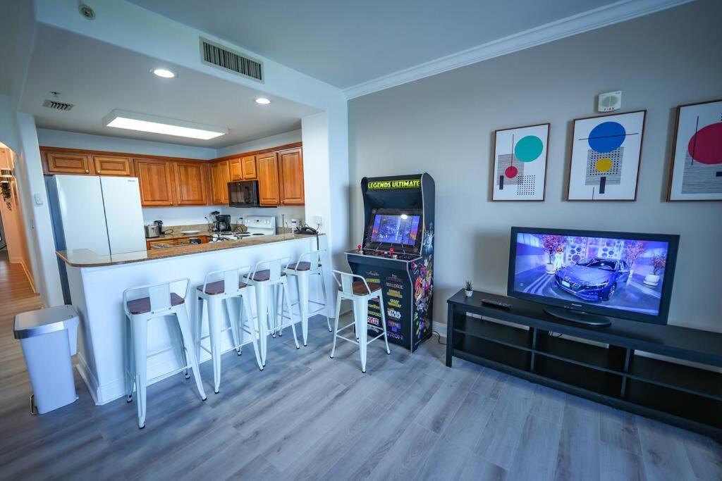 Florida Central Atlantic Coast Apartment | Orlando 5th Floor 5 min from disney