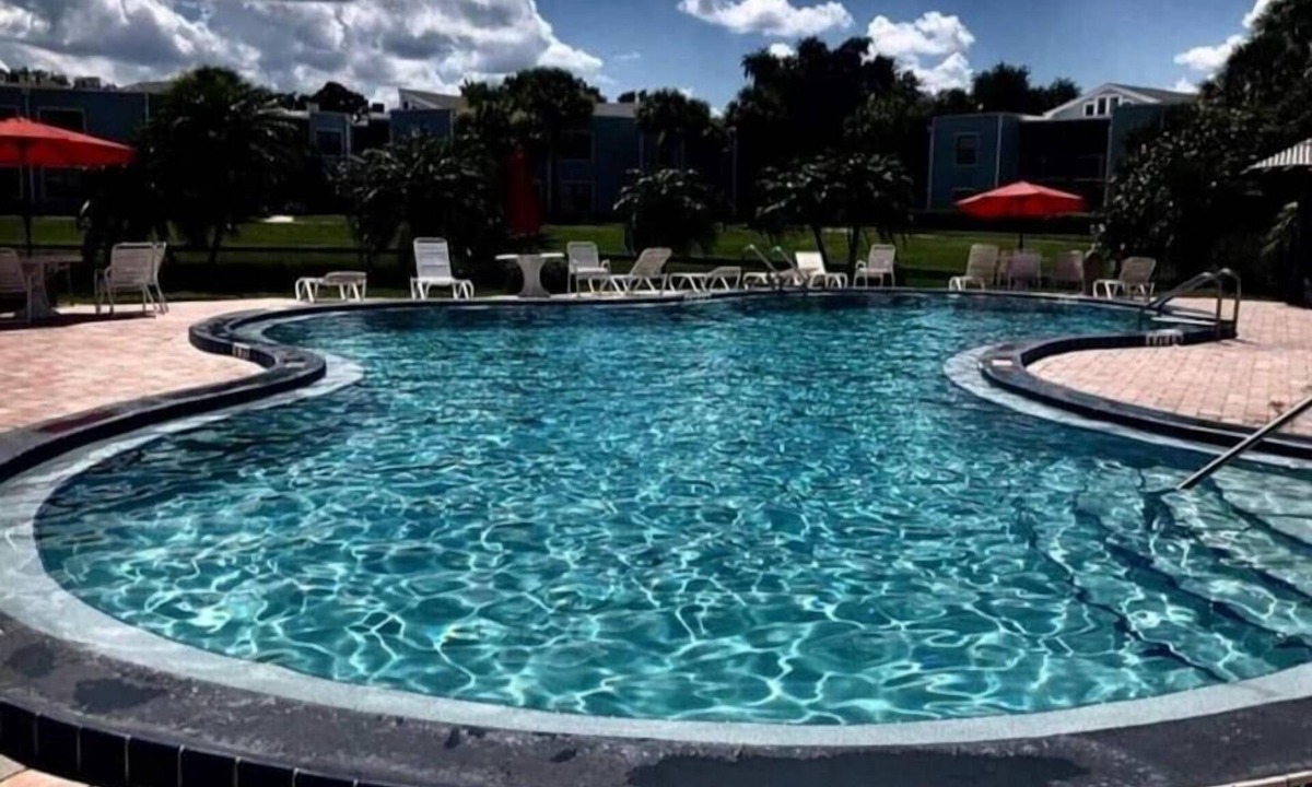 Ventura Apartment | "Orlando Magic at 3697 Vacation Apartment: Your Getaway!"