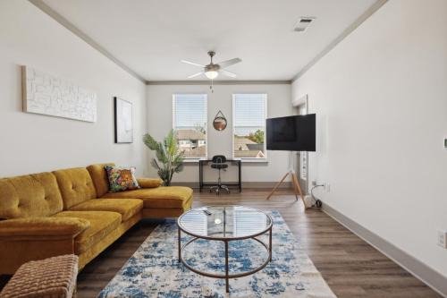 Farragut Apartment | Overlook 1214 I Beautiful 1Bd1Bth Apt I Gym