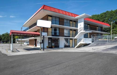 Cleveland Hotel | OYO Hotel Cleveland, TN