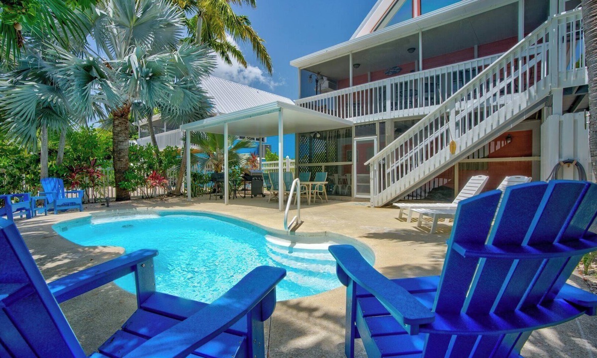 Marathon House | P78 - Charming 3 bedroom 2 bath home in Sombrero Beach with dock and pool