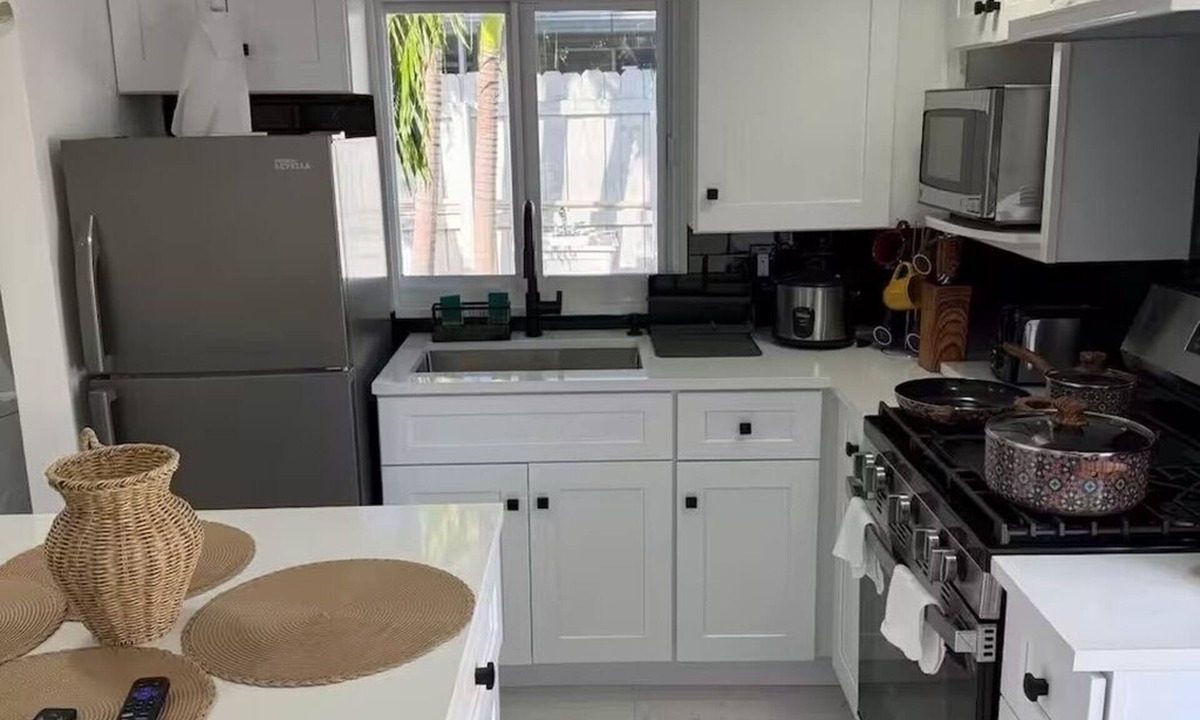 Westgate Apartment | Palm Beach Paradise 3