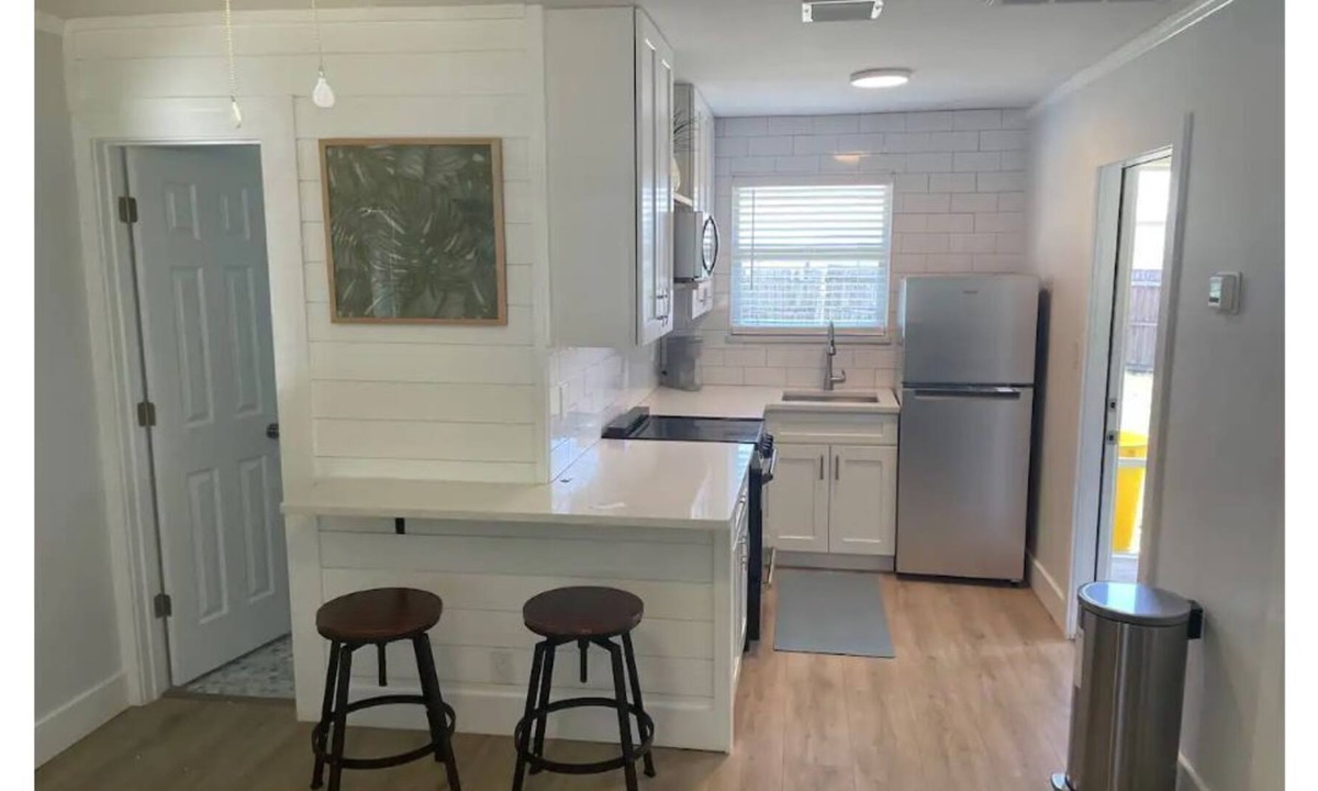 North River Shores House | Palm Lake Cottage