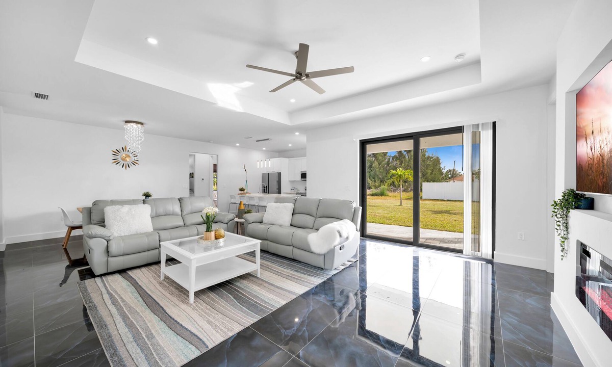 Burnt Store House | Palm Paradise Getaway for the entire family!