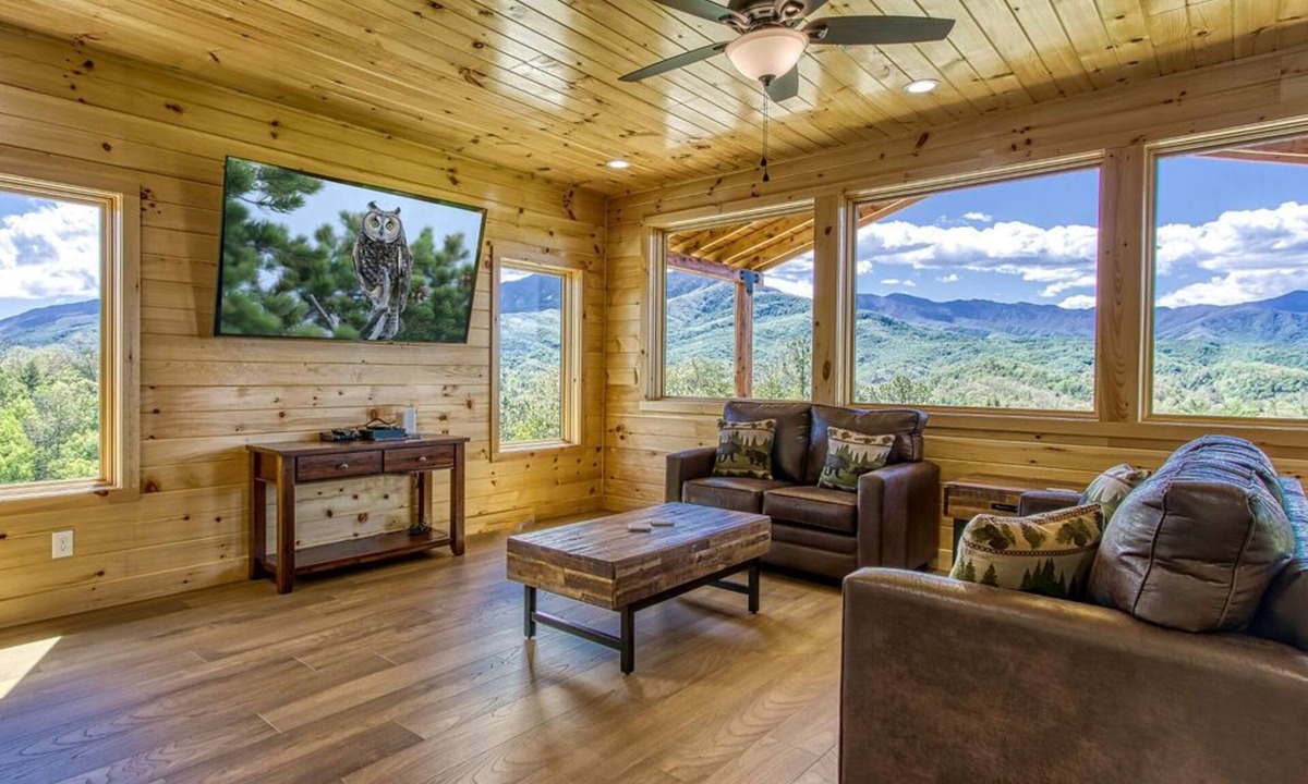 Pittman Center Ski Chalet | Panoramic View - Awesome Mountain Views, $560 FREE tickets each paid day!