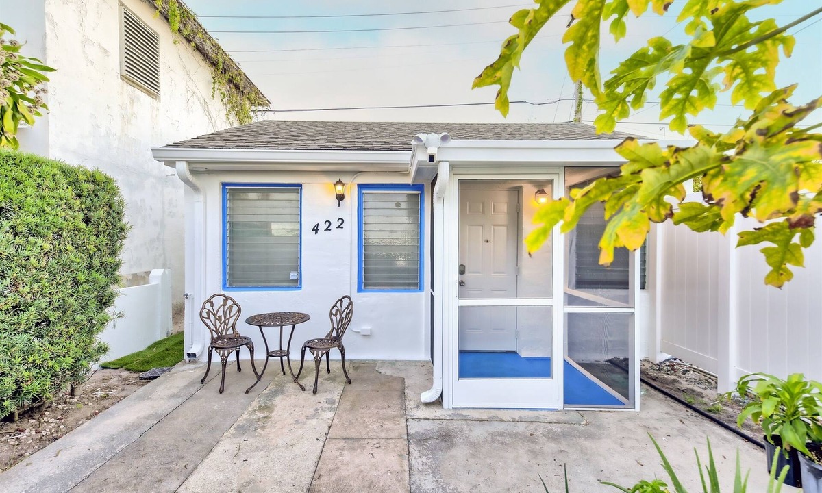 Palm Beach - West Palm Beach Cottage | Papaya Cottage - Intercoastal 1 block away