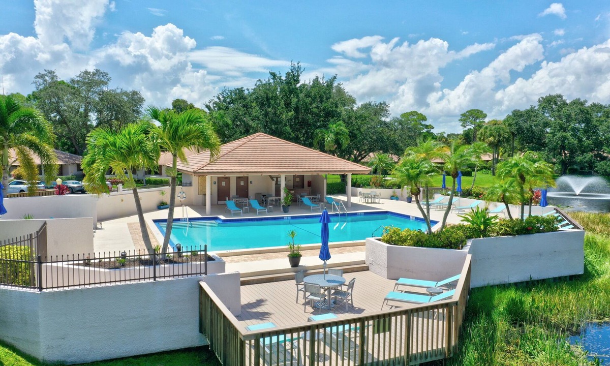 Palm Beach Gardens Cottage | Paradise Awaits! PGA Paradise Cottage II