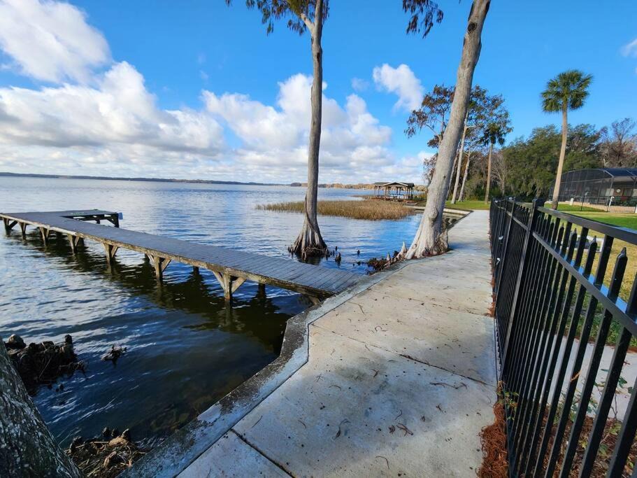 Leesburg Apartment | Paradise on Lake Harris Apt #201
