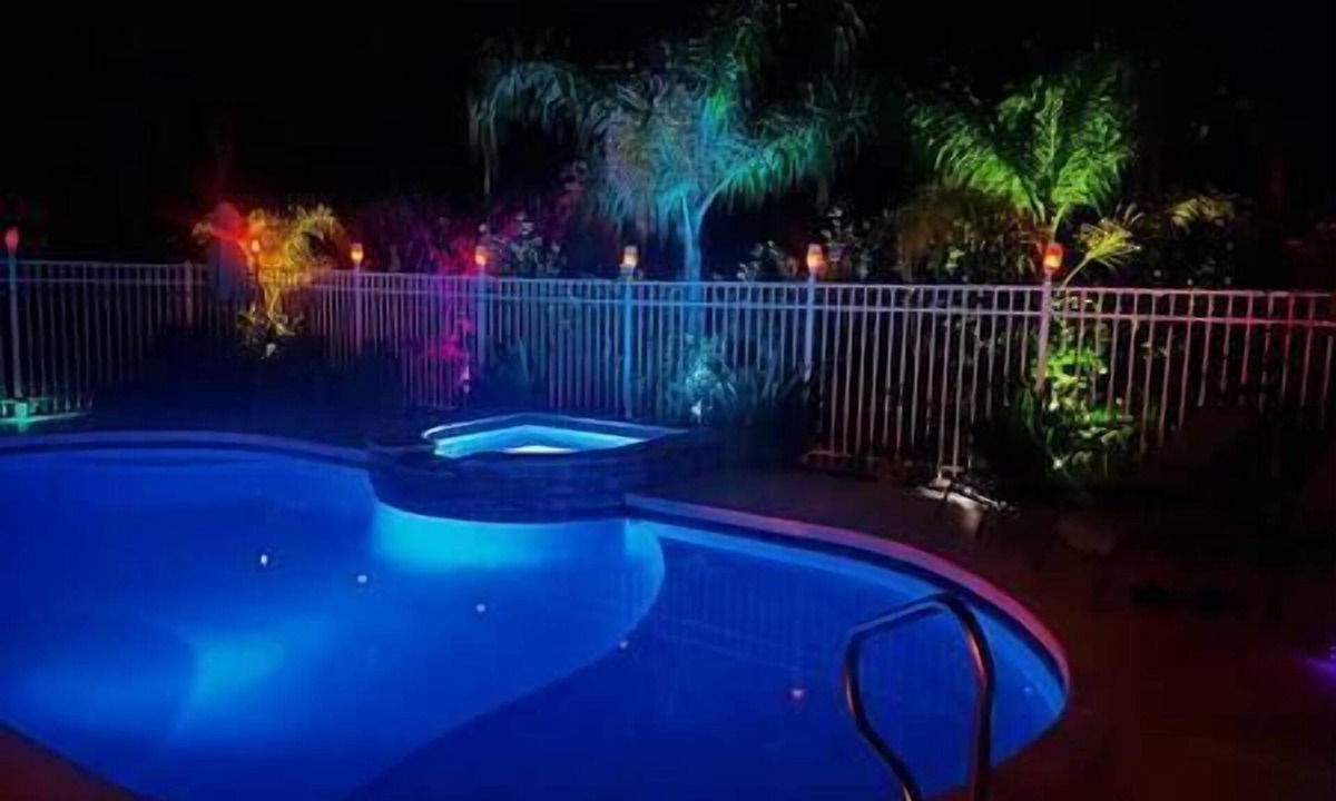 Citrus Hills House | Paradise Palms Heated Pool/HotTub/TikiBar 4 BR's