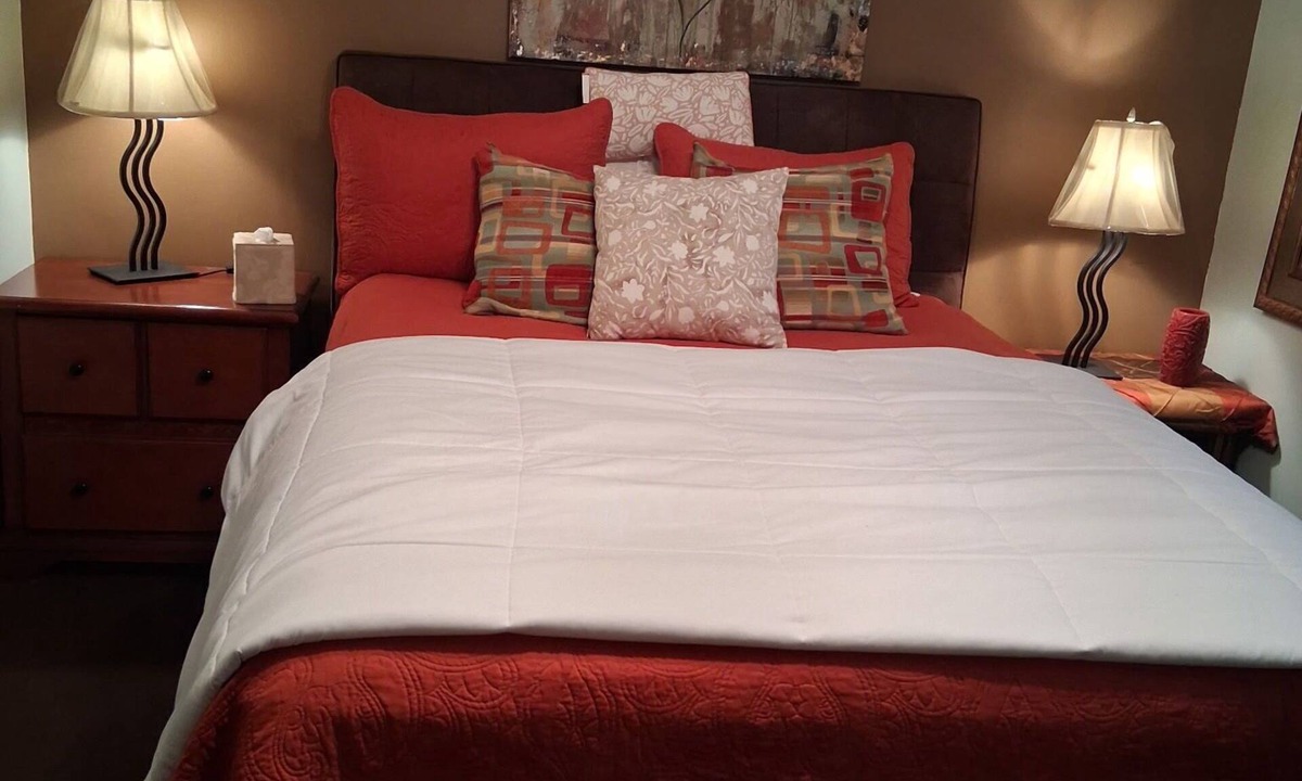 Decatur House | Peaceful 1-bedroom rental in home 20 mins from Downtown!
