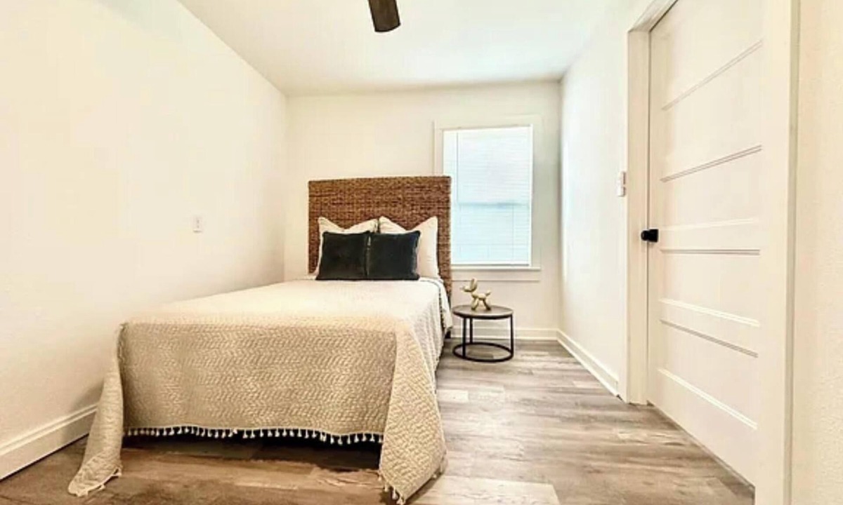 West Plains Apartment | Peaceful 1-bedroom duplex in West Plains
