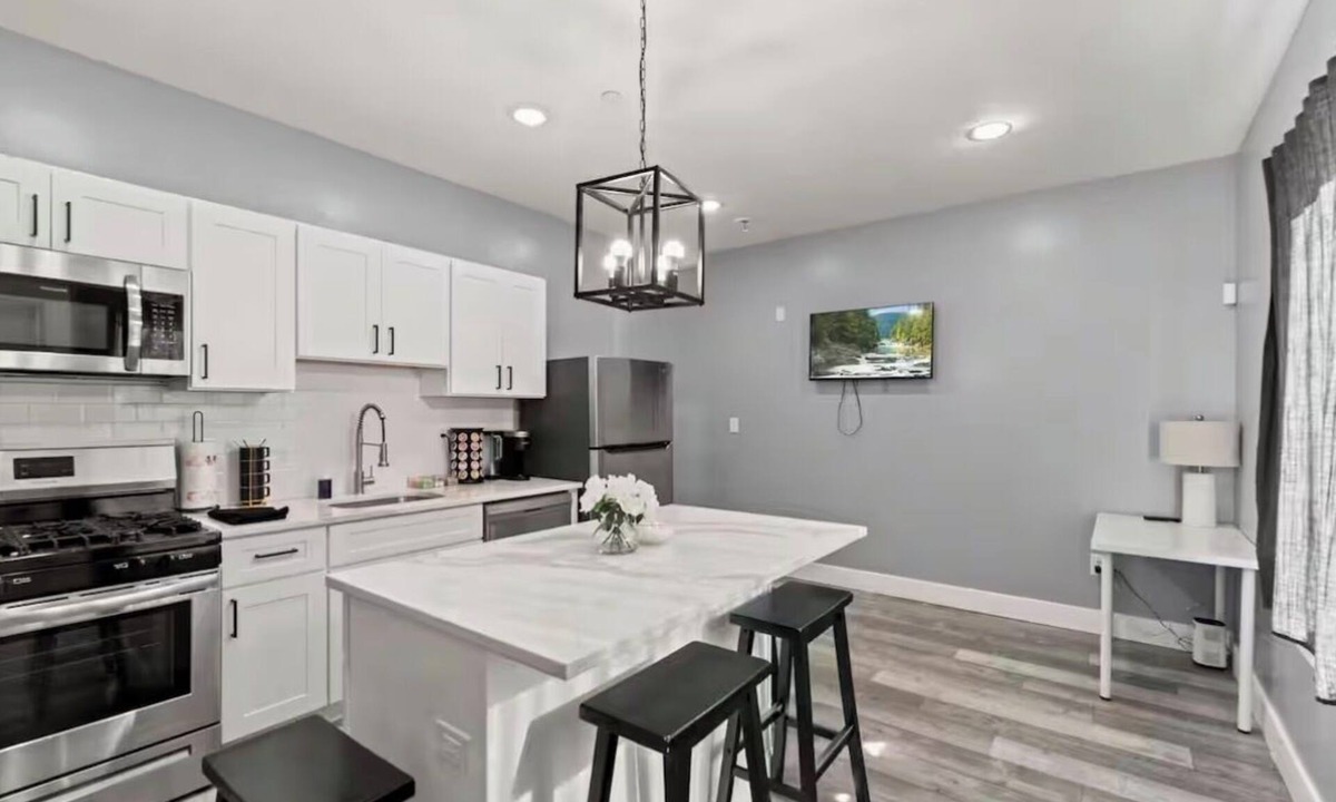 Belmont Apartment | Peaceful 2-bedroom apartment with AC in vibrant Philadelphia
