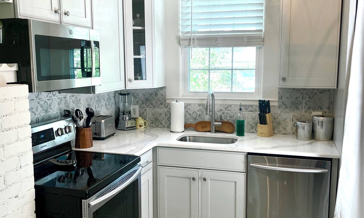 Anderson House | Peaceful, Cozy and quiet, near downtown. 5 minutes from Anderson University.