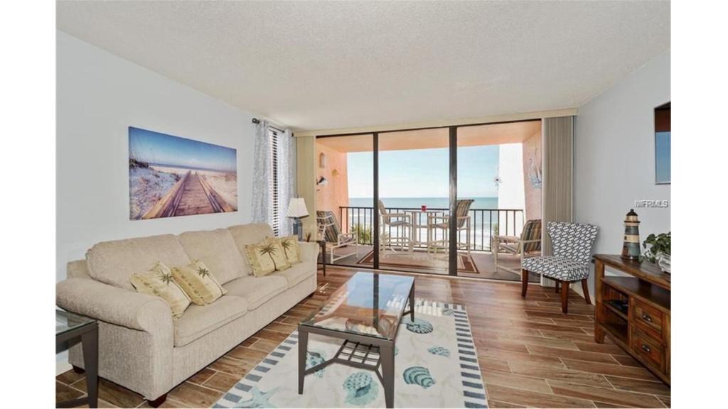 Indian Rocks Beach House | Pelican Cove #301