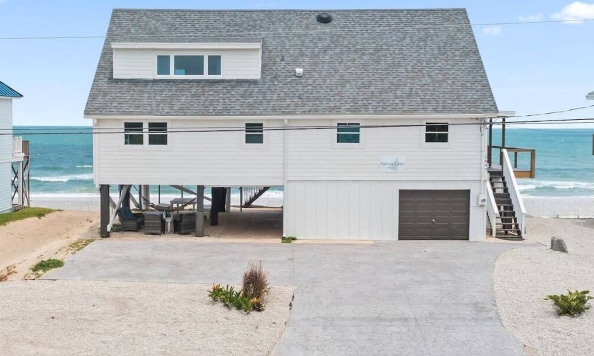 South Ponte Vedra Beach House | Pelican Rest | Wren Beach Rentals by Portoro