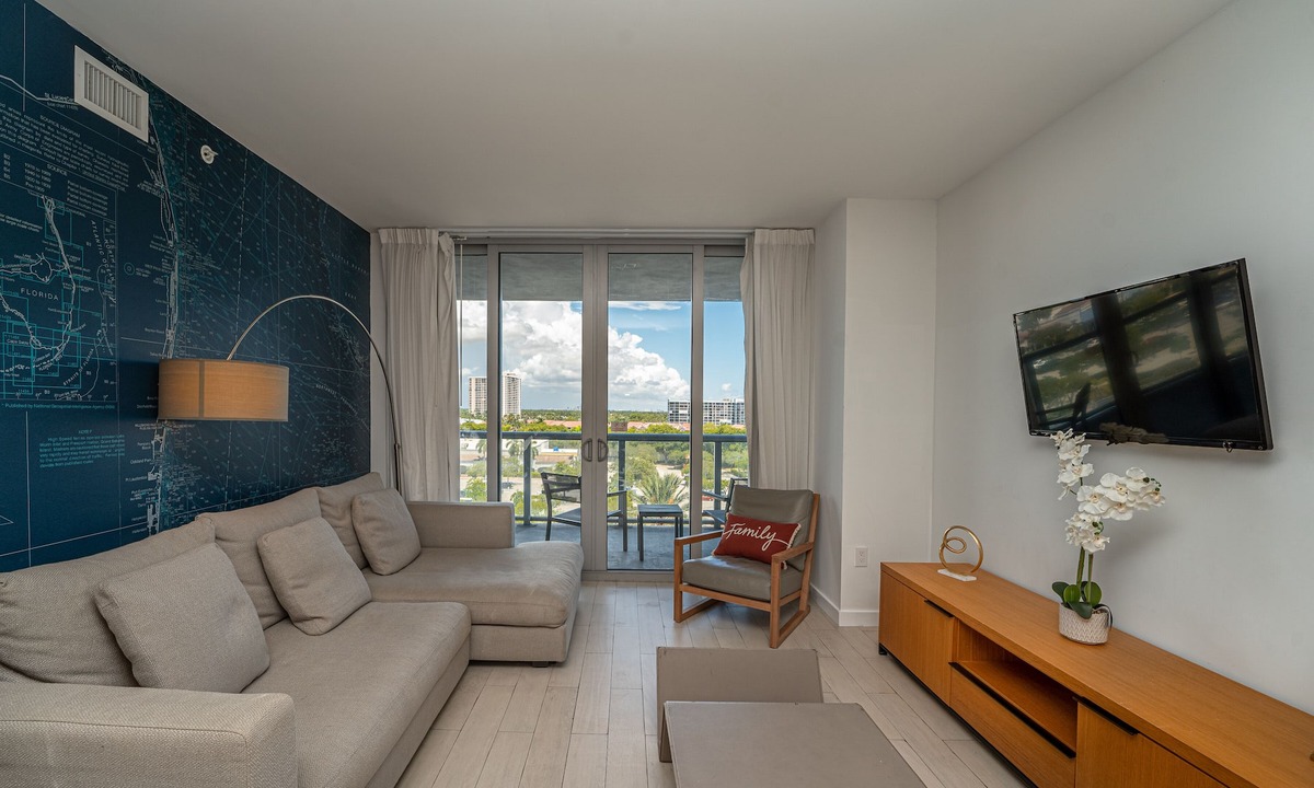 Hallandale Beach Apartment | Perfect 1BR NorthWaterwayView@BeachWalk