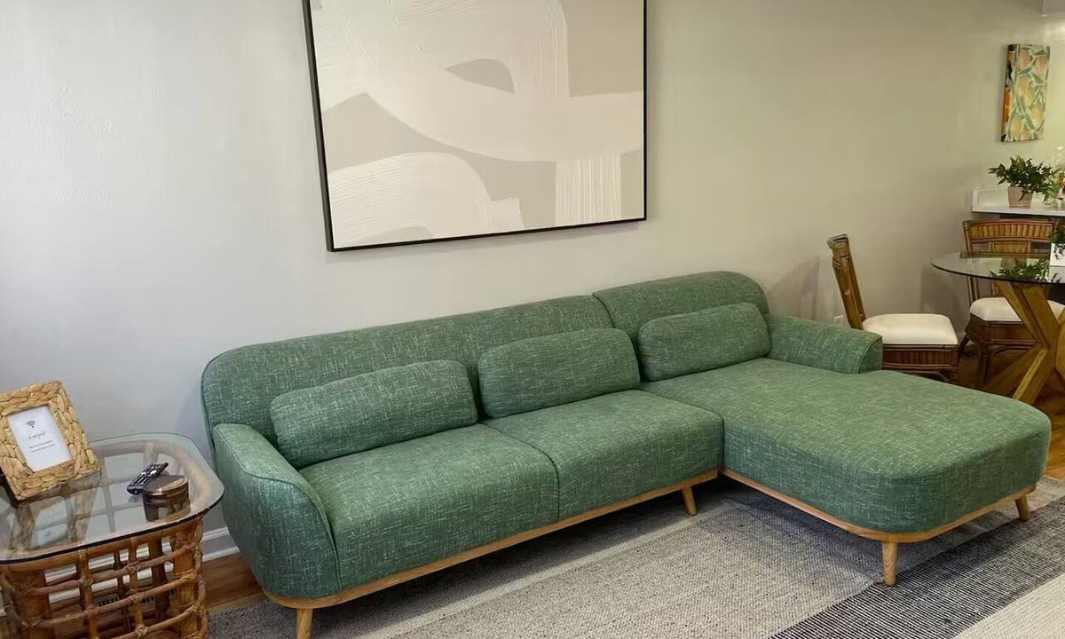 Red Bank Apartment | Perfect 2-bedroom apartment in charming Red Bank.