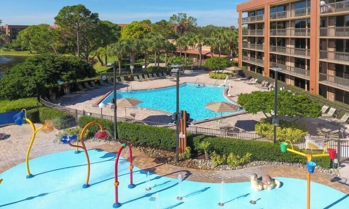 Florida Central Atlantic Coast House | Perfect Family Getaway! 4 Stunning Units, Near Little Lake Bryan, Pool