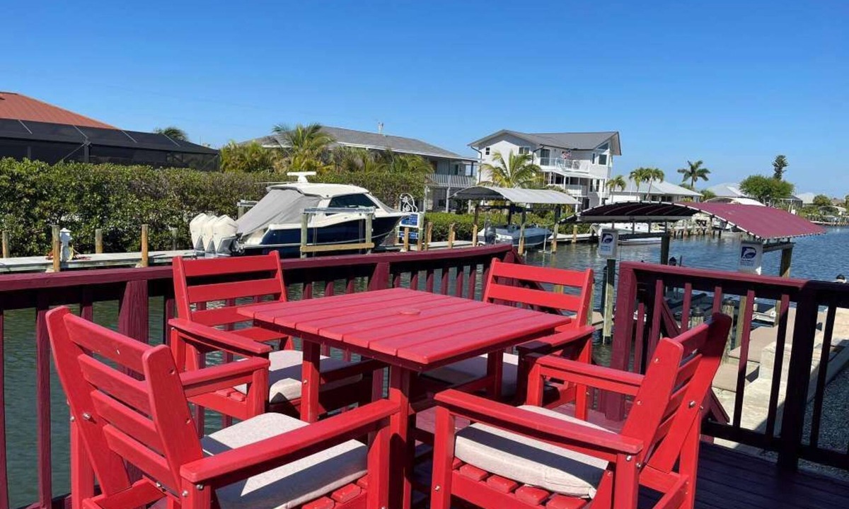 Saint James City House | Perfect Home in St. James City