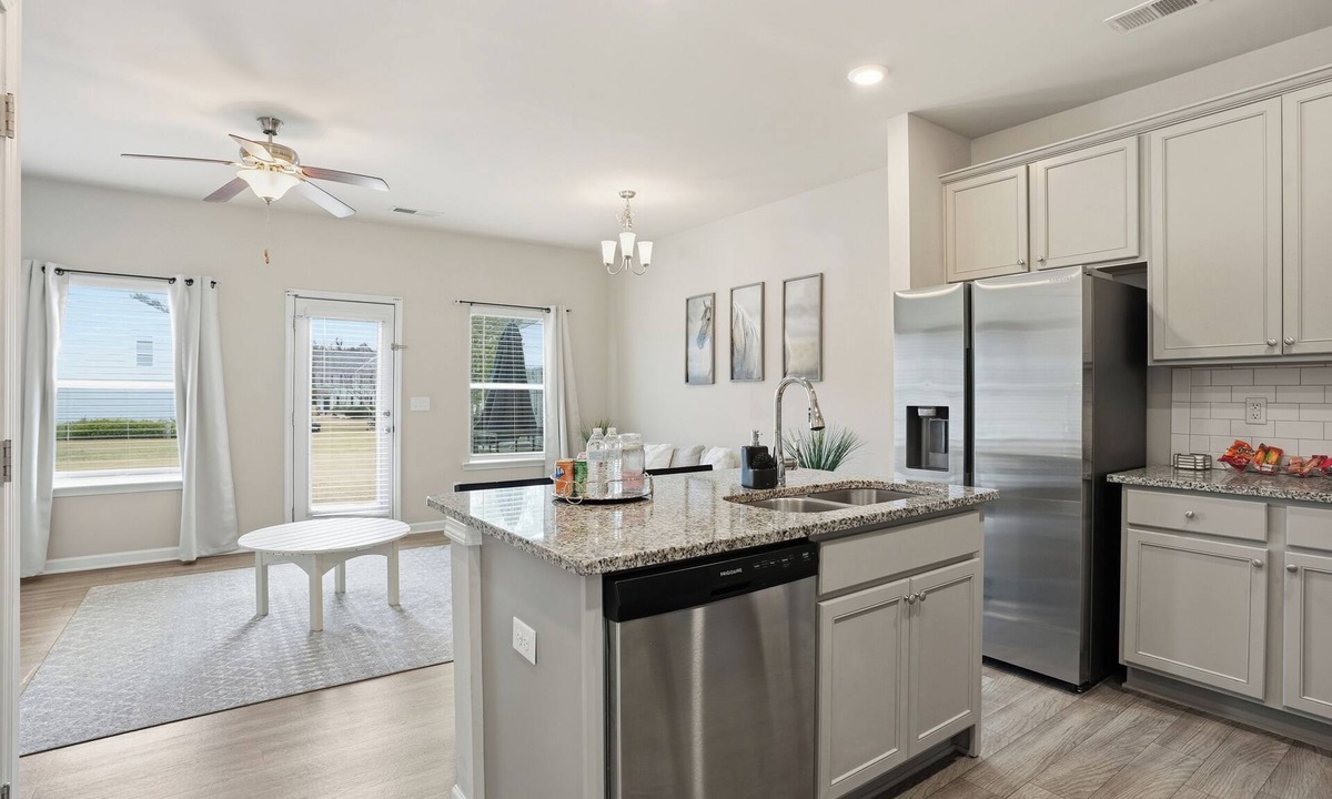 Church Street House | Perfect Lux Retreat 5 Min to Downtown + Airport