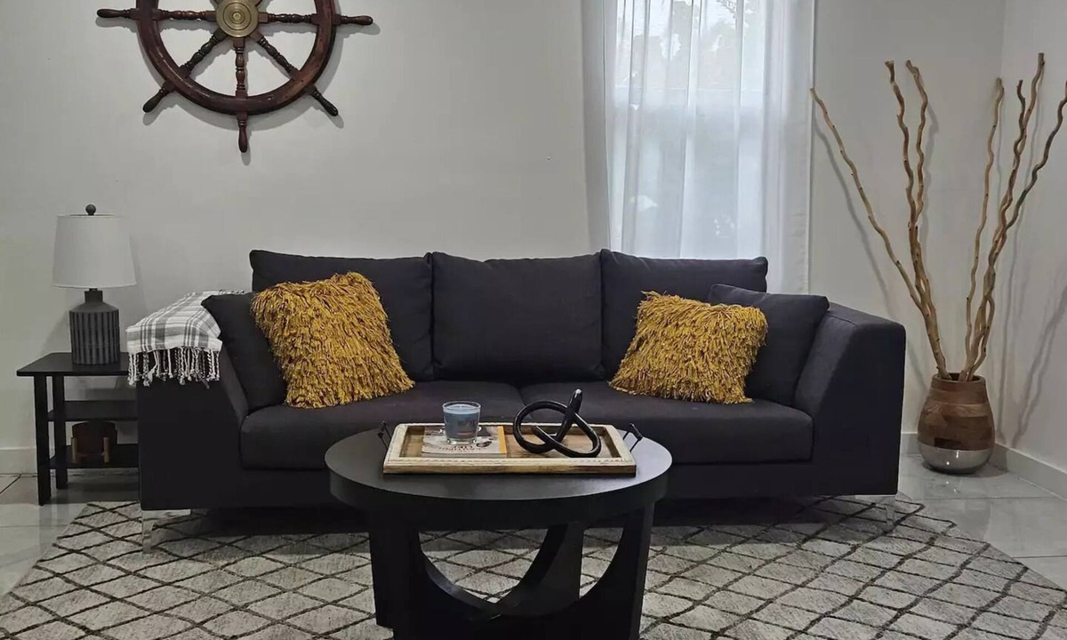 Dania Beach House | Perfect Stay! 3 BR house in Dania Beach, Florida