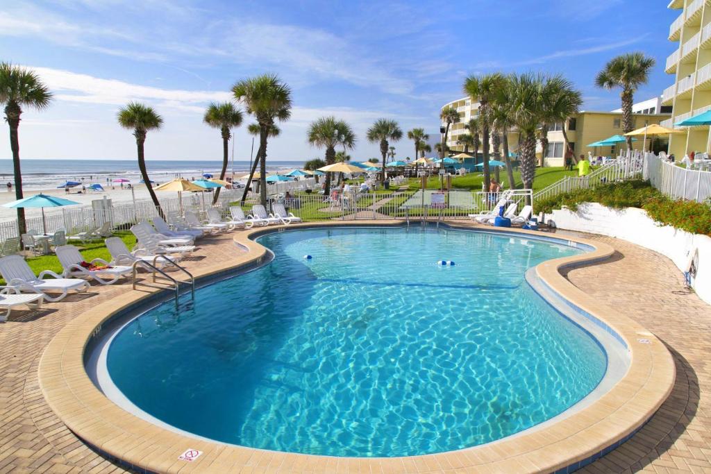 Melinda Cook Hotel | Perry's Ocean-Edge Resort