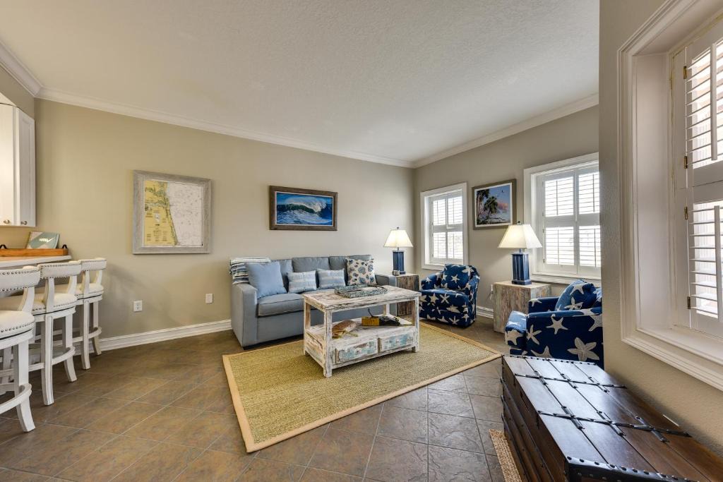Fernandina Beach Apartment | Pet-Friendly Fernandina Beach Condo Walk to Beach