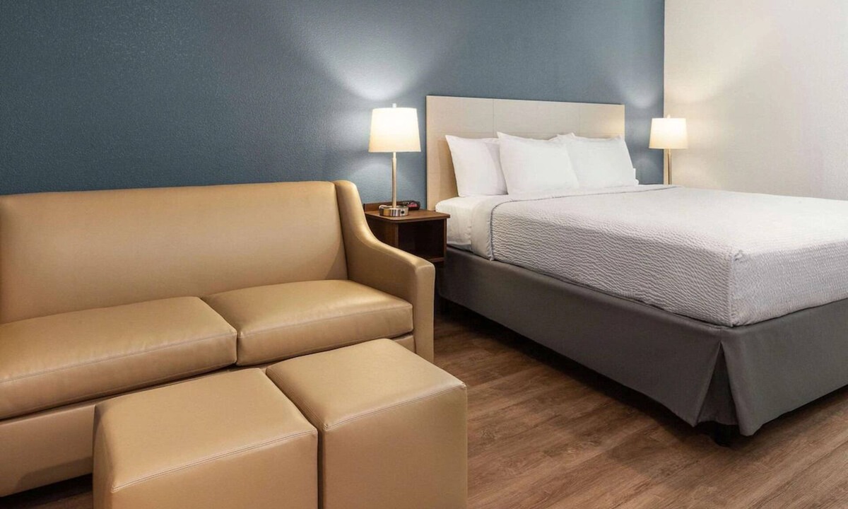 Greenbelt Hotel | Pet-Friendly Studio Close to NASA w/Easy Metro Access to Downtown DC - 2 Units