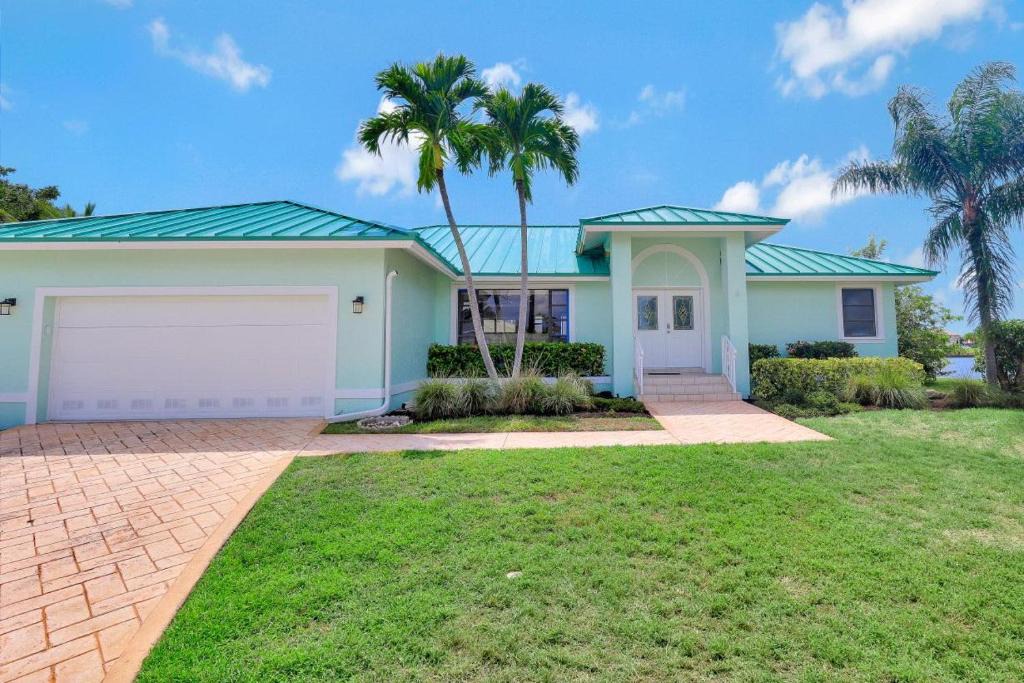 Marco Island House | Pet-friendly waterfront home on key lot with view