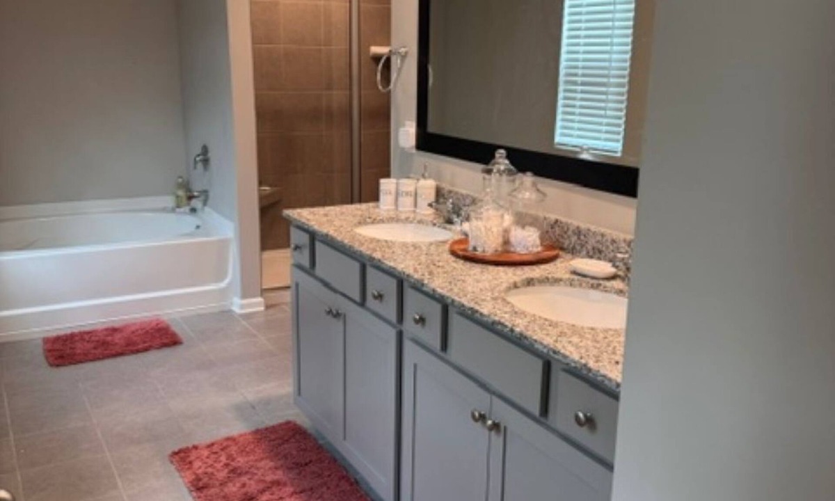 Fairburn House | Phenomenal 5-bedroom house with AC in charming Fairburn