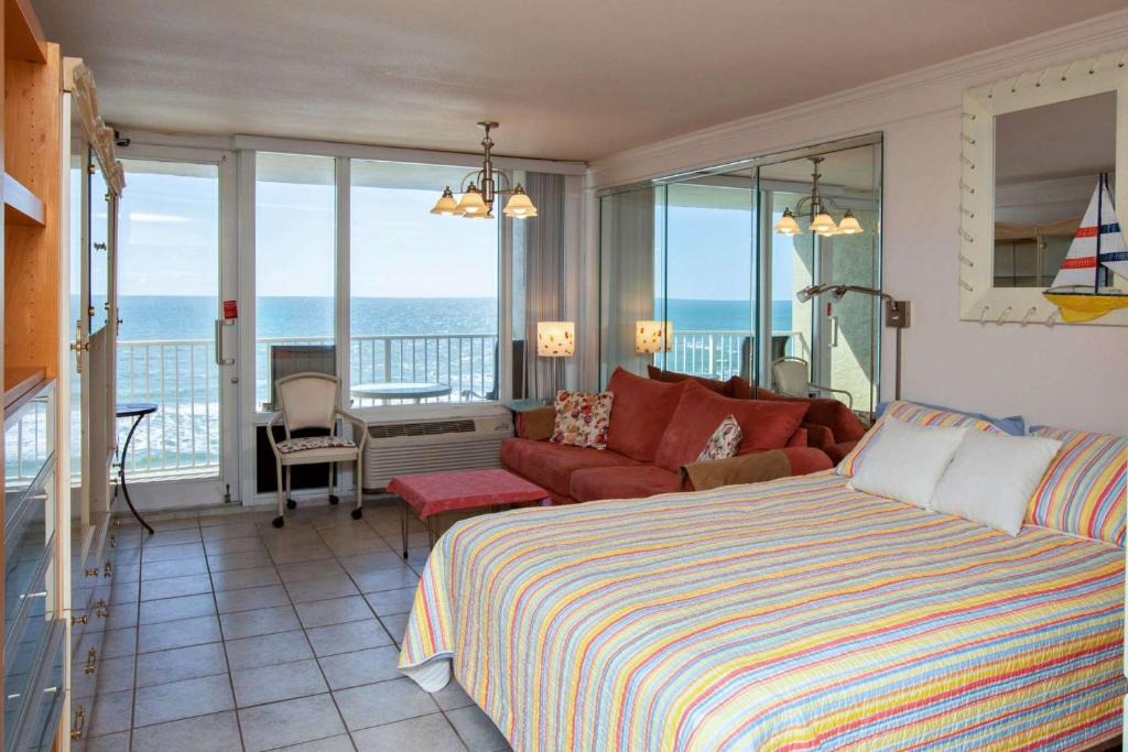 Daytona Beach Shores House | Pirates Cove Condo Unit #717