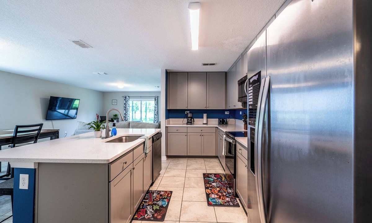 Northside House | Pondside Paradise Retreat