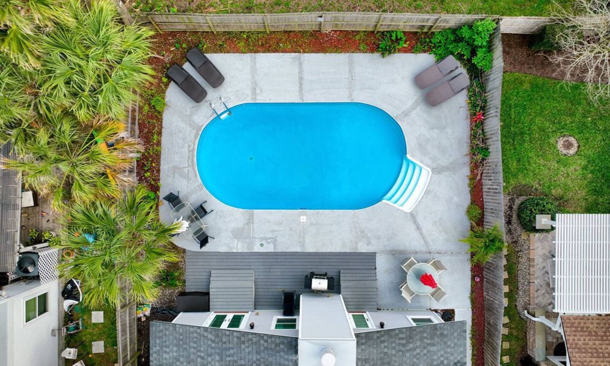 Jacksonville Beach House | Pool Home Walk to Beach | Good Morning Rentals