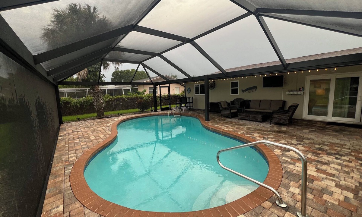 Cypress Lakes Estates House | Pool Paradise Central - Cozy 3 BR, 2 Bathroom home with heated pool & lanai