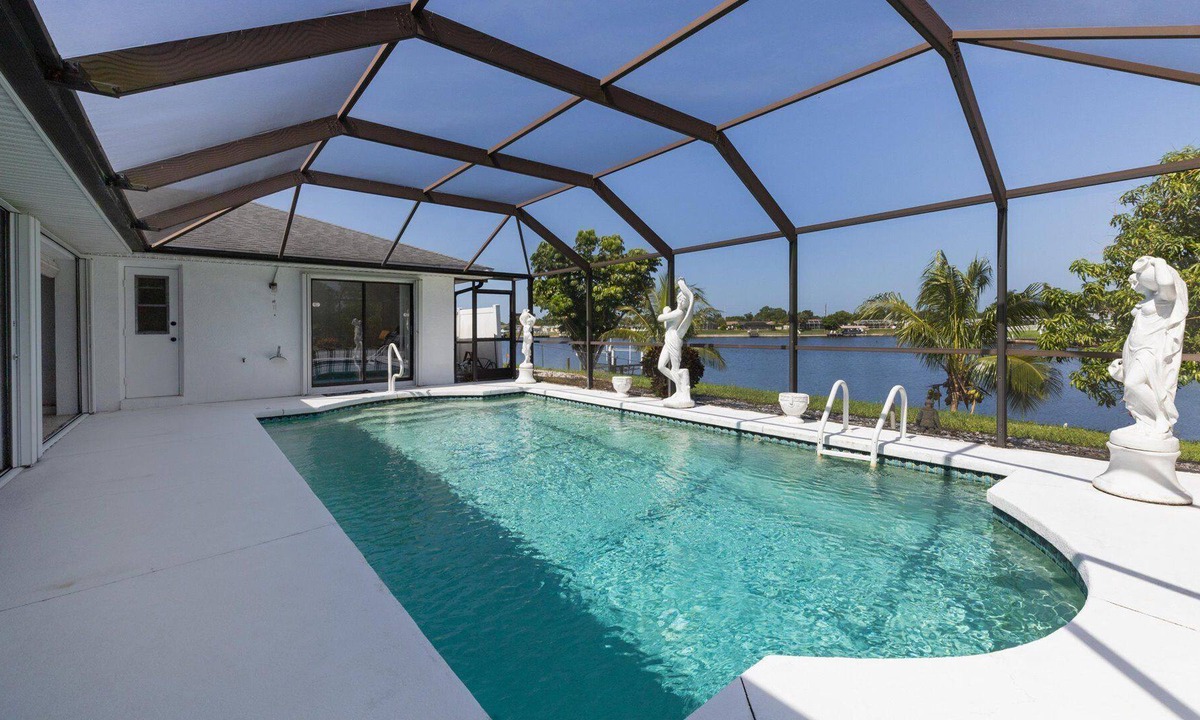 Port Charlotte House | Port Charlotte 3 Bedroom Private Pool Canal Home- Close to Everything!